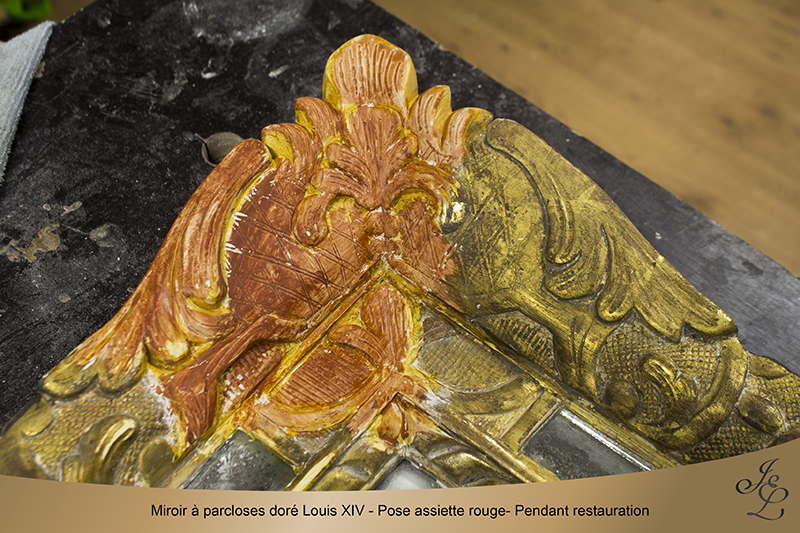 11Miroir à parcloses doré Louis XIV - Pose assiette rouge- Pendant restauration