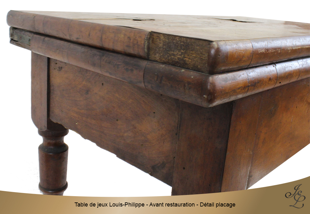 Table de jeux Louis-Philippe - Avant restauration - Détail placage